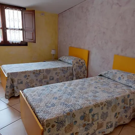Bed & Breakfast Mes' Agustu *